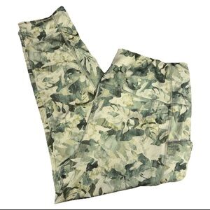 Chicos Zenergy Floral Green Size 3 Leggings Monstera Tropical Athleisure Yoga